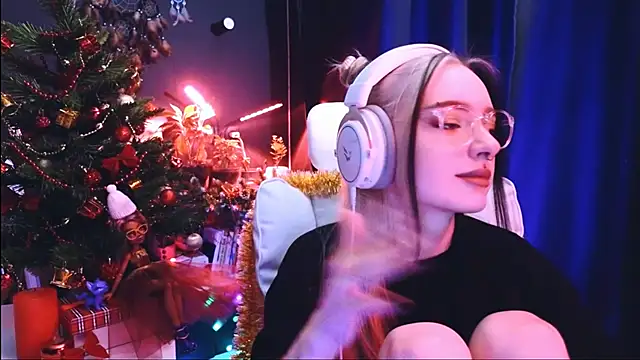 Avi Nile online show from 12.16.24