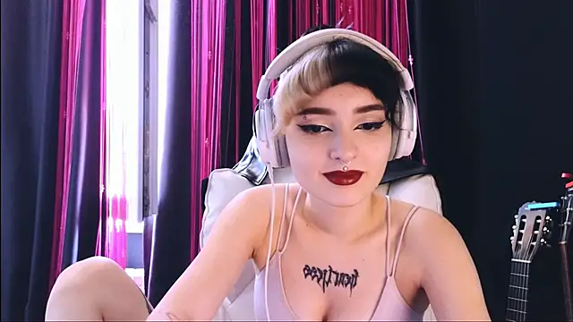 Avi Nile online show from 09.20.25