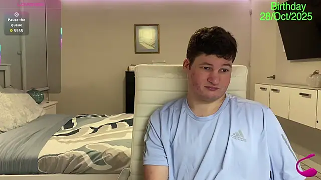 Lorenzo hernandez online show from 10.17.25