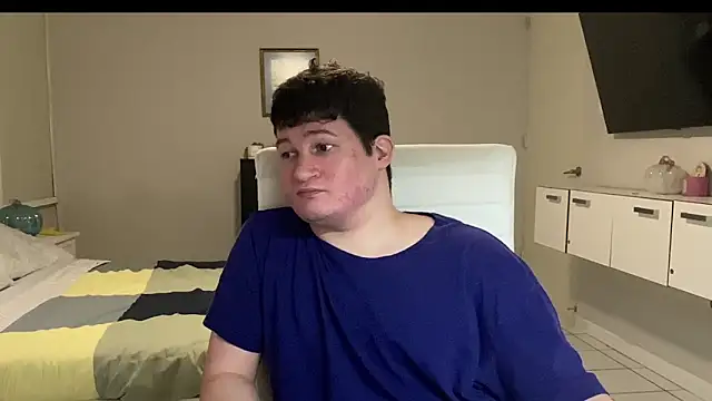 Lorenzo hernandez online show from 11.04.25