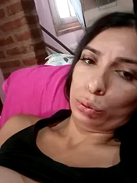 Snapshot of Chicavixy chatting on 01.15.25 Chicavixy online show from 01.15.25