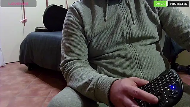 MultiOrgasmicLover online show from 12.26.24