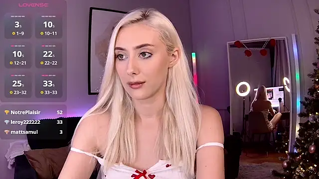 LoryWood online show from 01.07.25