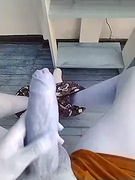 Snapshot of Efhesa6x chatting on 09.13.25 Efhesa6x online show from 09.13.25