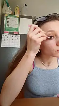 Milky flexy cat online show from 03.09.25