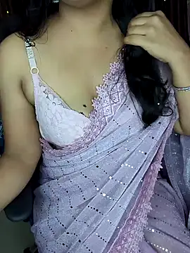 Snapshot of Tanvi-patil chatting on 01.07.25 Tanvi-patil online show from 01.07.25