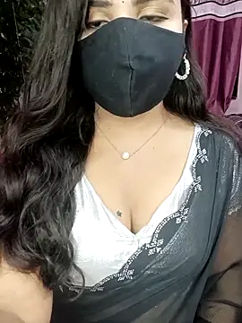 Snapshot of Tanvi-patil chatting on 09.15.25 Tanvi-patil online show from 09.15.25