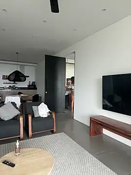 JuicyFruits93 online show from 10.26.25