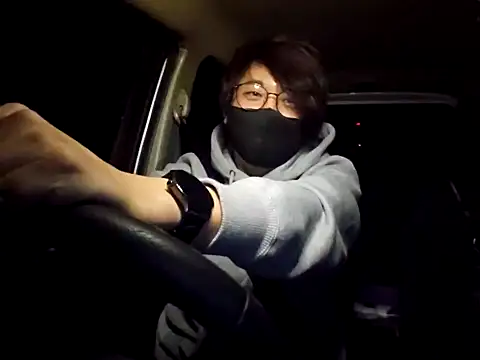 Snapshot of MANNZAAo06 chatting on 12.31.24 MANNZAAo06 online show from 12.31.24