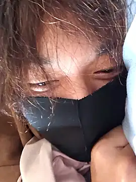 Snapshot of MANNZAAo06 chatting on 10.24.25 MANNZAAo06 online show from 10.24.25