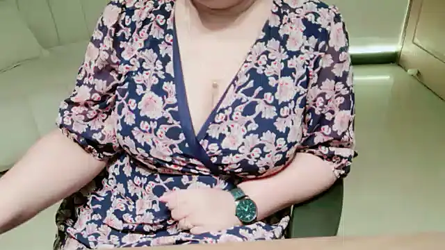 Snapshot of Gracefulgoddess chatting on 03.04.26 Gracefulgoddess online show from 03.04.26