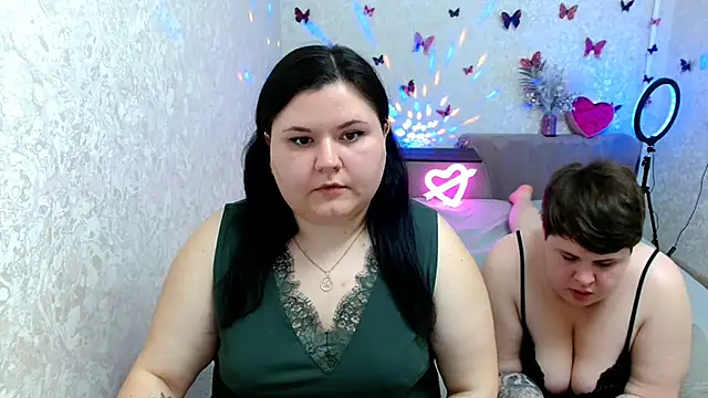 BeckyAndHellen online show from 03.13.25