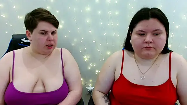 BeckyAndHellen online show from 04.23.26
