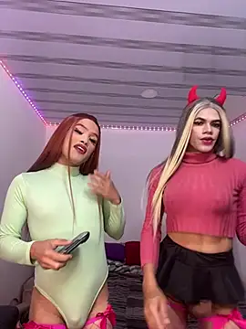 Snapshot of big_girl21cm chatting on 02.12.26 big girl21cm online show from 02.12.26