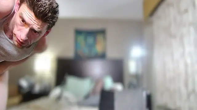 Snapshot of savageconfidence chatting on 11.25.25 savageconfidence online show from 11.25.25