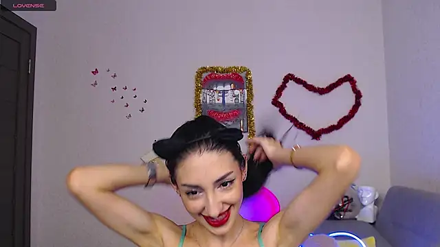 Snapshot of Lina_Robbins chatting on 01.03.25 Lina Robbins online show from 01.03.25