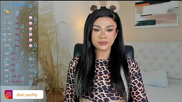 LOISE-XX online show from 11.25.25