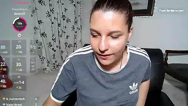 Snapshot of alexia_87 chatting on 01.18.25 alexia 87 online show from 01.18.25