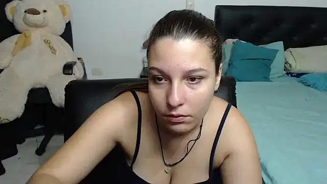 Snapshot of alexia_87 chatting on 01.24.25 alexia 87 online show from 01.24.25