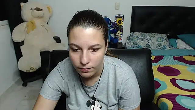 Snapshot of alexia_87 chatting on 01.25.25 alexia 87 online show from 01.25.25