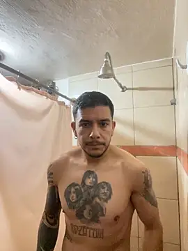 Snapshot of Molly1993rrrrrrrf chatting on 11.06.25 Molly1993rrrrrrrf online show from 11.06.25