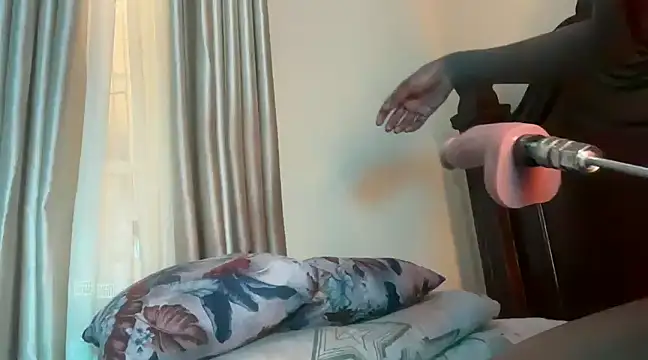 Snapshot of SexyAudreyFuck chatting on 03.09.25 SexyAudreyFuck online show from 03.09.25