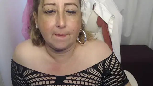 Snapshot of paiper_halliwey chatting on 01.15.25 paiper halliwey online show from 01.15.25