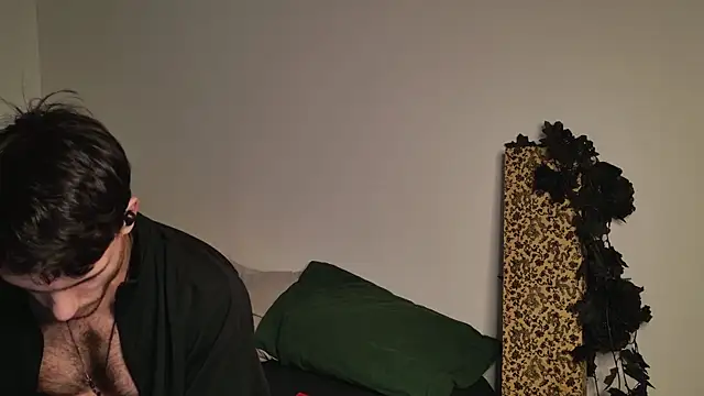 JackDesFeux online show from 12.02.25