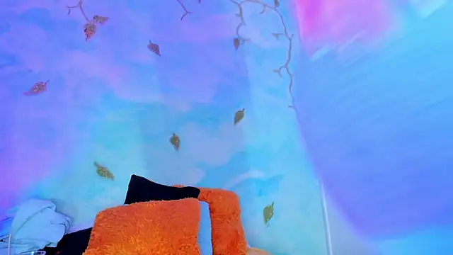 SaturnooStonee online show from 10.09.25