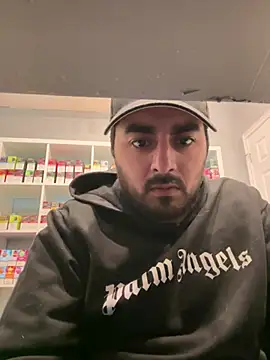 Snapshot of beautyandthebeast416 chatting on 03.16.25 beautyandthebeast416 online show from 03.16.25