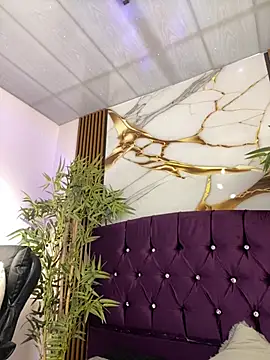 liss hot  online show from 12.04.25