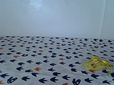 laetitia  online show from 02.13.26