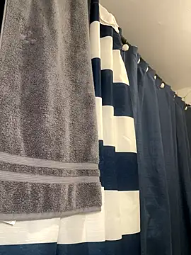 CUMQUEEN-XXX69 online show from 10.23.25