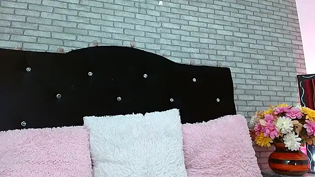 Baby Lovehot 1 online show from 09.12.25