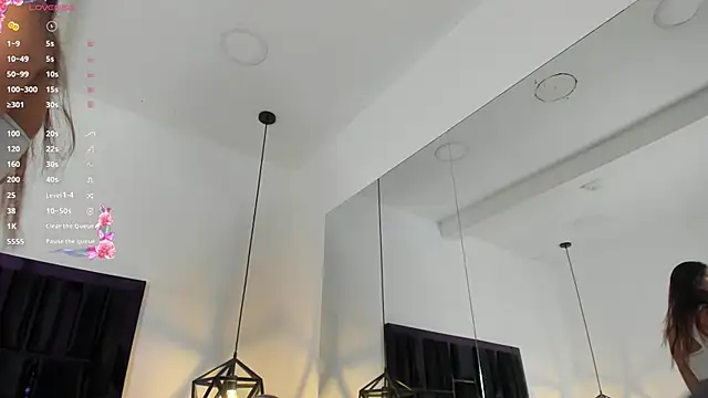 Zayda 1 online show from 02.18.25