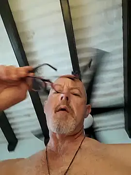 Snapshot of NOLAKINKYTYOP22 chatting on 03.10.25 NOLAKINKYTYOP22 online show from 03.10.25