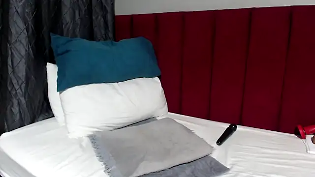 Mochabae online show from 11.14.25