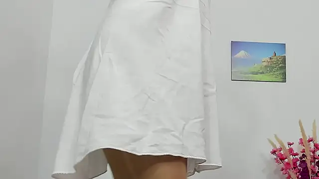 Latin Mature975 online show from 10.22.25