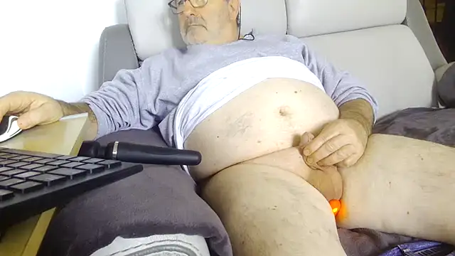 gillou1234 online show from 11.08.25