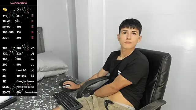 Jacobb Lee online show from 01.10.25