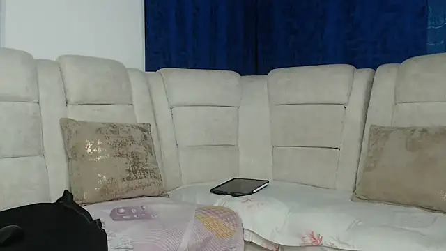 Hot Sharks  online show from 04.09.26