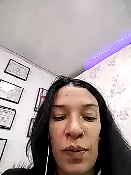 rebekka simpson online show from 02.07.25