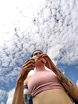 rebekka simpson online show from 11.17.25