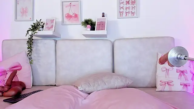 Malka Burning online show from 10.10.25