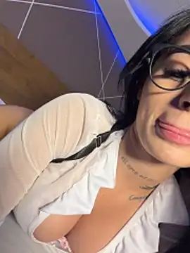 SOPHICARTERS online show from 04.16.26