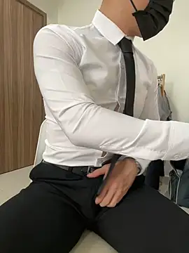 harrylouis1357 online show from 12.08.24