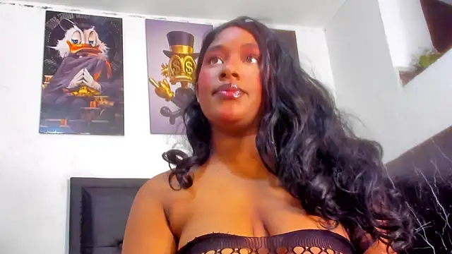 Snapshot of kriixtybrown chatting on 10.17.25 kriixtybrown online show from 10.17.25