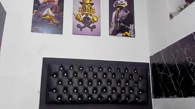 kriixtybrown online show from 11.13.25