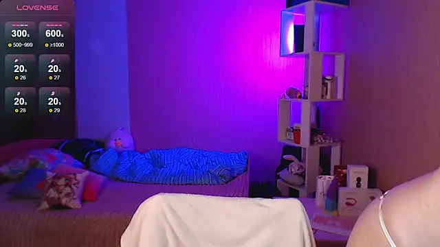 Snapshot of ur_kitty__ chatting on 12.08.24 ur kitty online show from 12.08.24