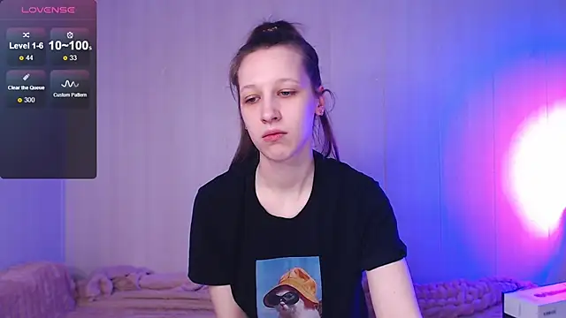 ur kitty   online show from 12.17.25